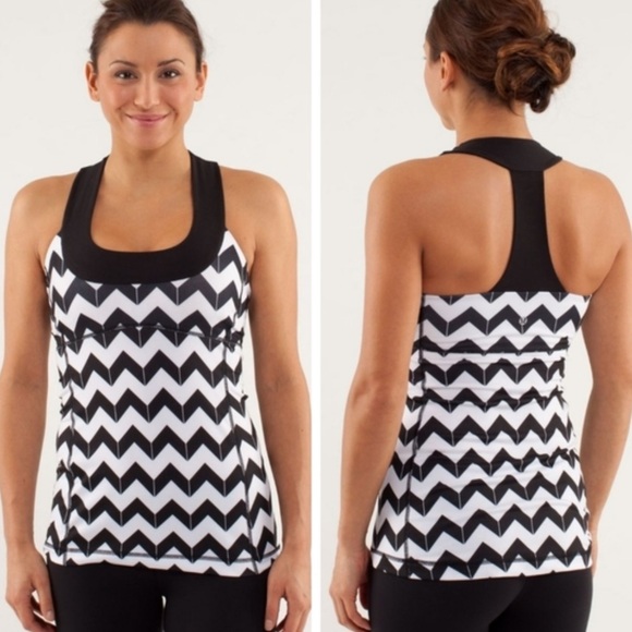 Lululemon Scoop Neck Tank Size 6 - Picture 1 of 10